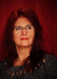 Ria laz&iacute;t&oacute; massz&aacute;zs Eger