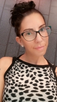 Amina sv&eacute;dmassz&aacute;zsa a XI.ker&uuml;letben