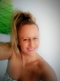 Anita sv&eacute;dmassz&aacute;zsa &Oacute;bud&aacute;n